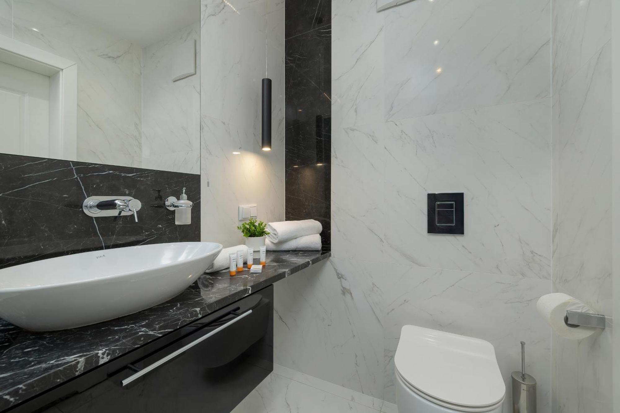 Modern & Comfy Apartment Rakowicka 6 Cracow By Renters Krakau Exterior foto